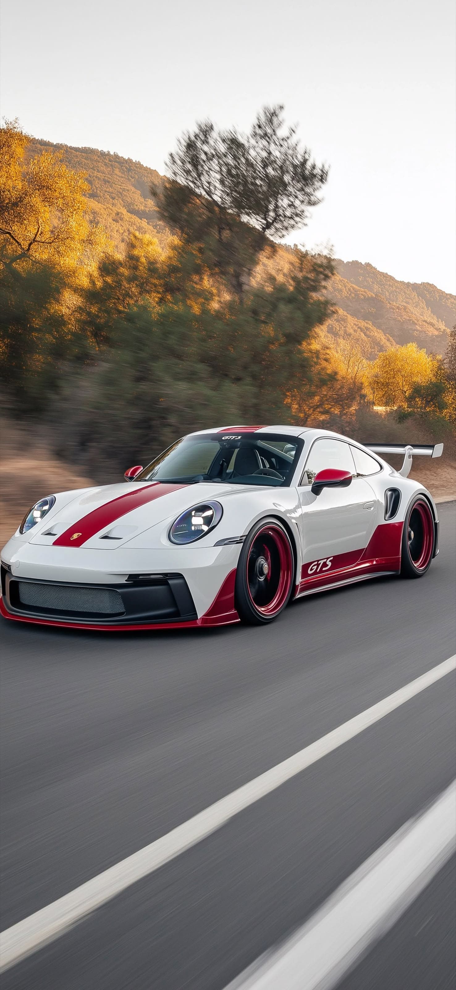 Porsche Curve - free phone wallpaper