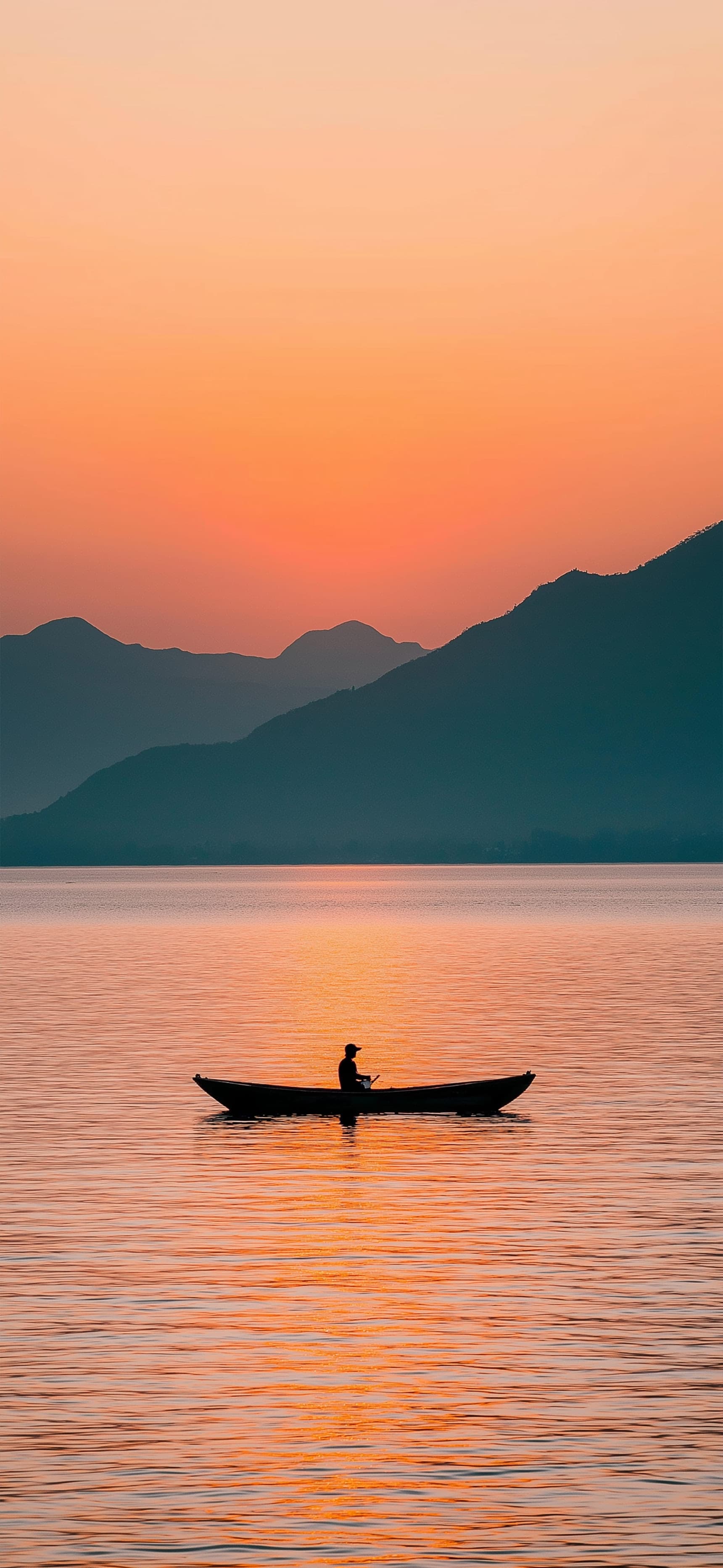 Golden Stillness - Pro phone wallpaper
