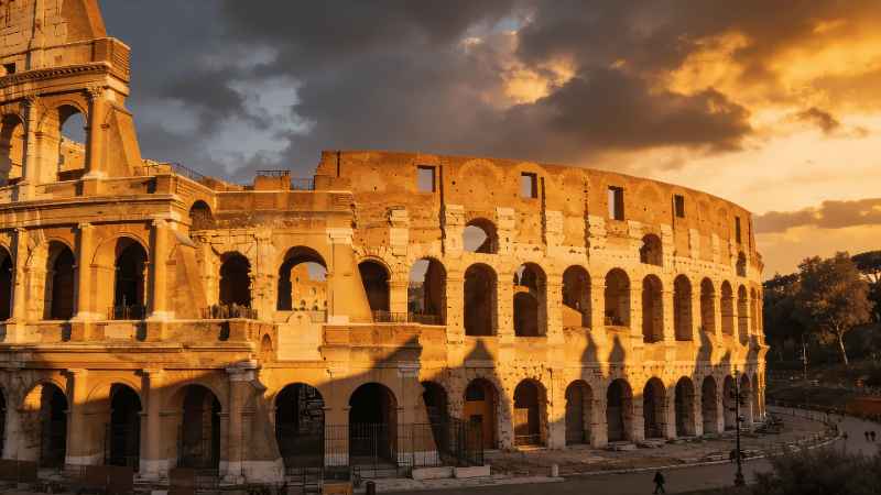 Colosseum Golden Hour - free desktop wallpaper download