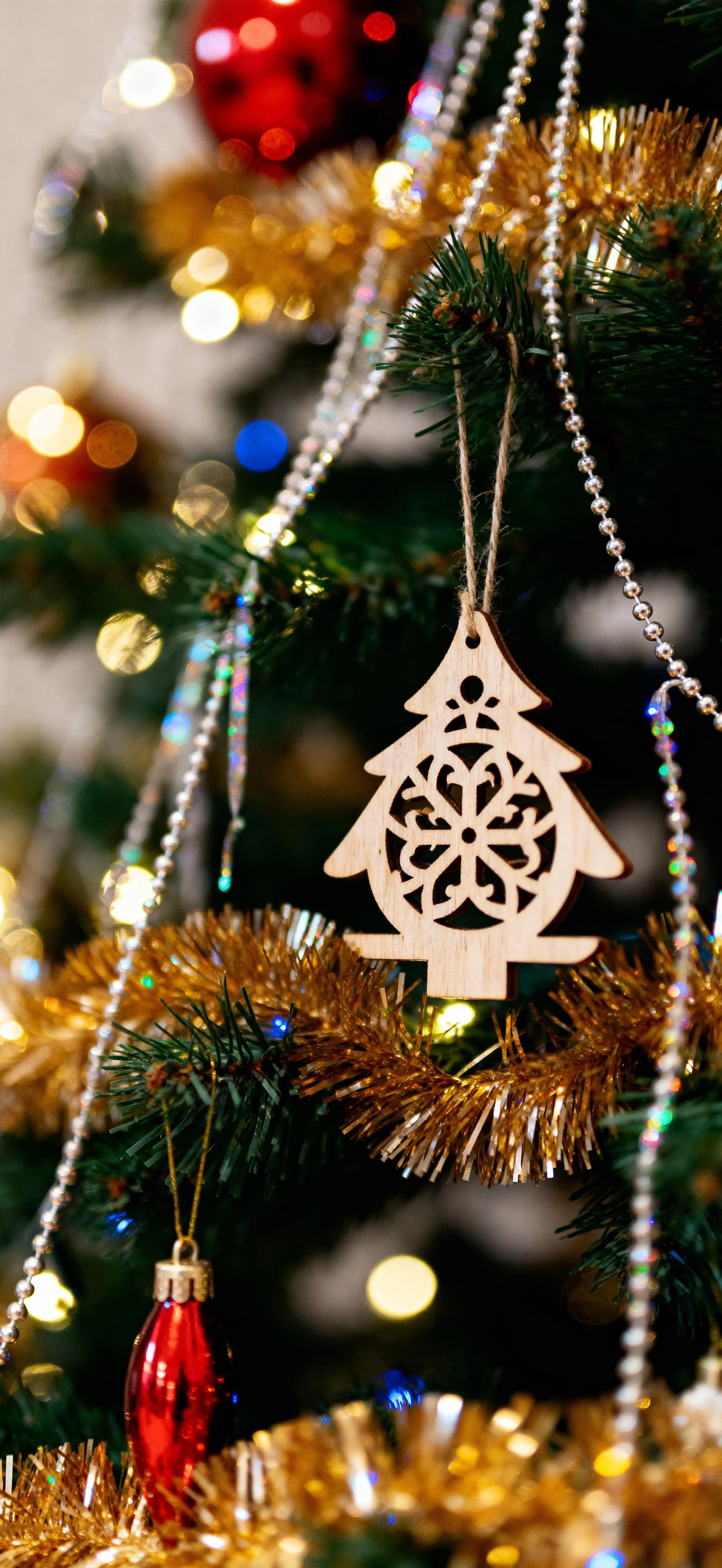 Wooden Christmas Tree Decoration 3 - free phone wallpaper