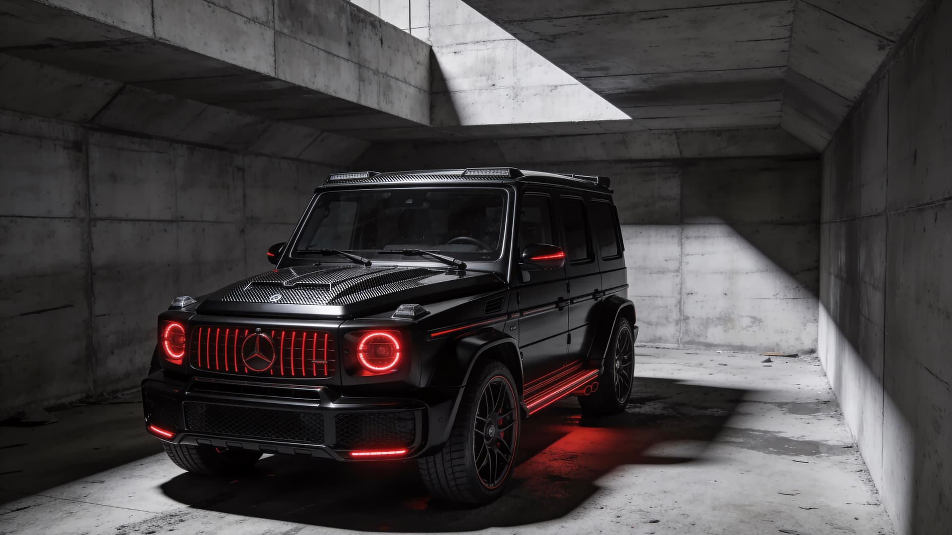 Red G-Wagon - free desktop wallpaper