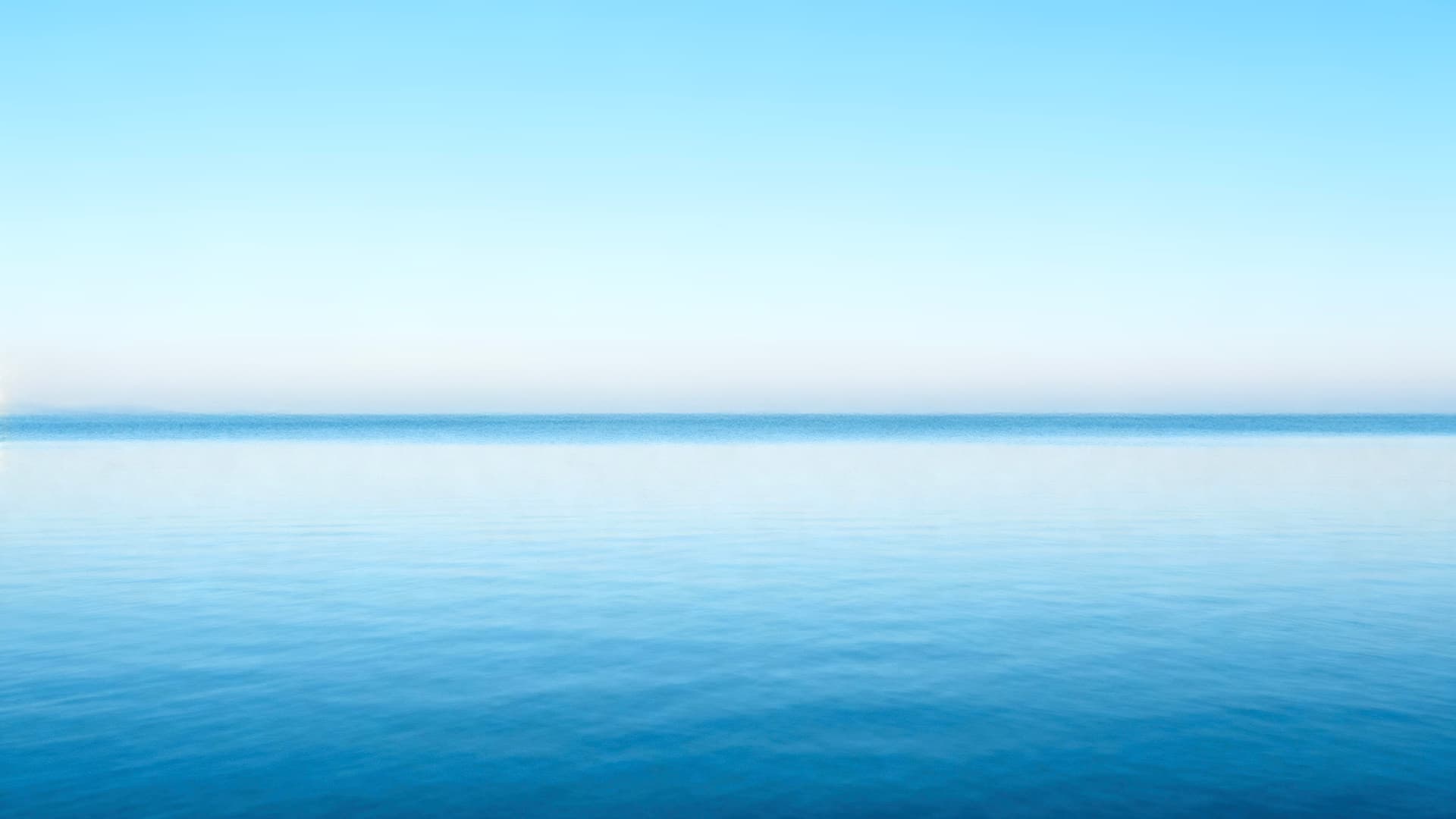 Calm Horizon 2 - free desktop wallpaper
